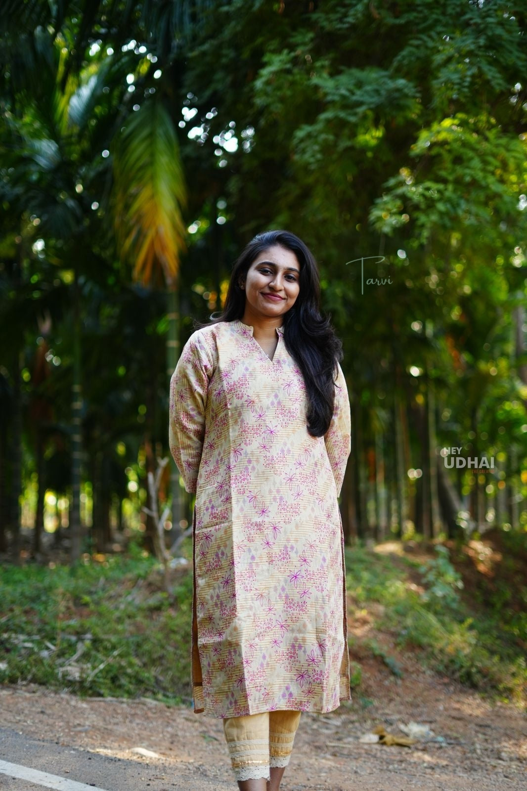 Jute Silk Kurti with Cotton Lining & Lily print
