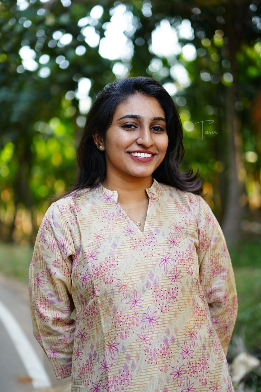 Jute Silk Kurti with Cotton Lining & Lily print