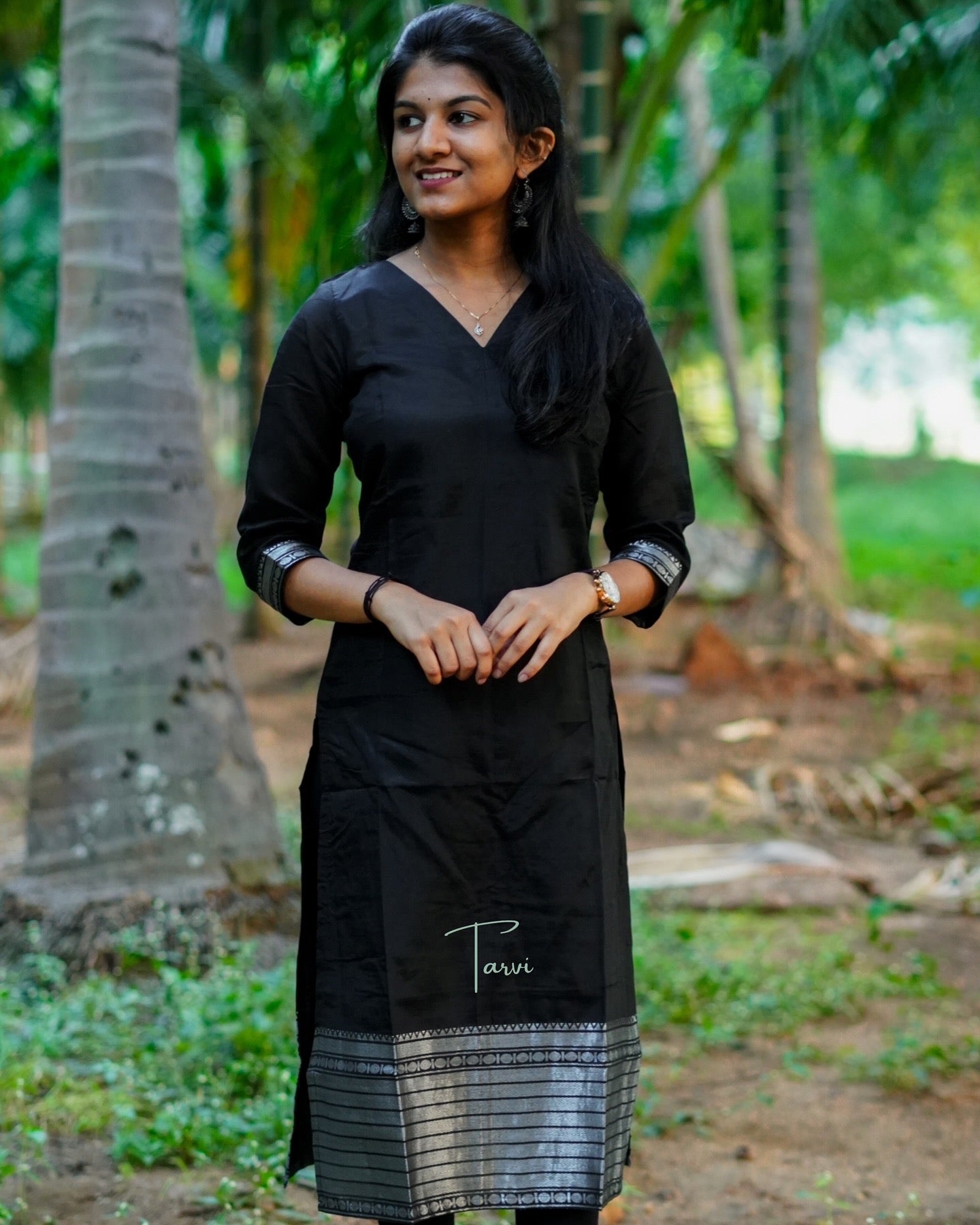 Mangalagiri Premium Silk Kurti with Kalamkari Dupatta.