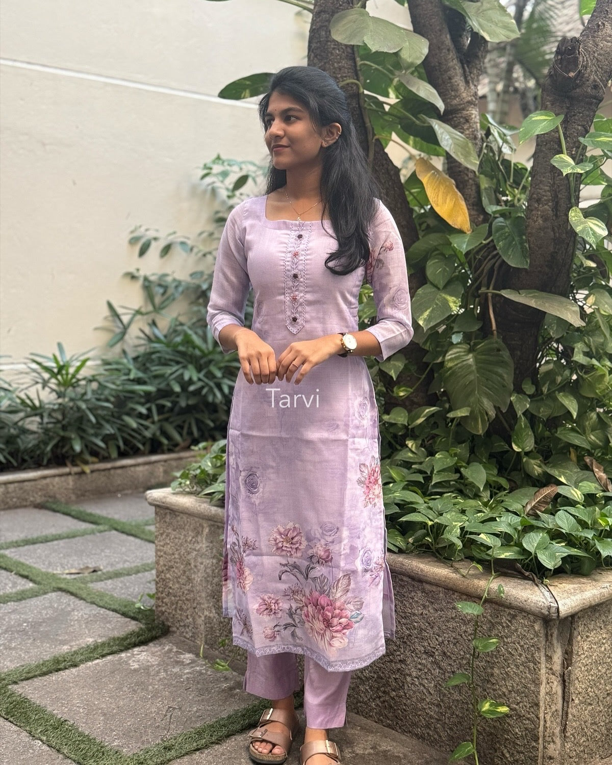 Lavender Linen 3 pc Kurti Set with Embellishment, Dupatta and Pant