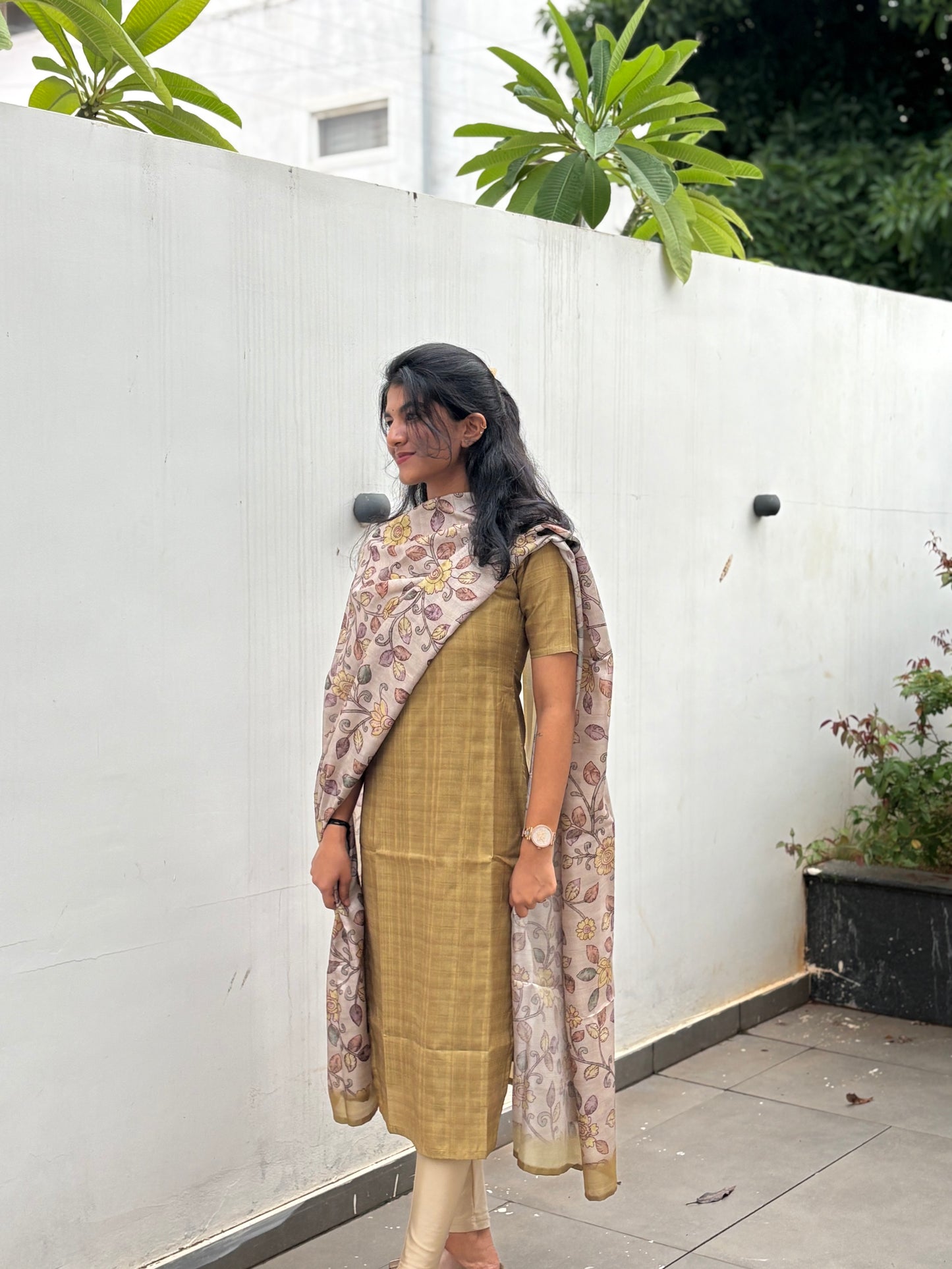 Olive Green Chanderi Silk Kurti with Cotton Lining & Dupatta
