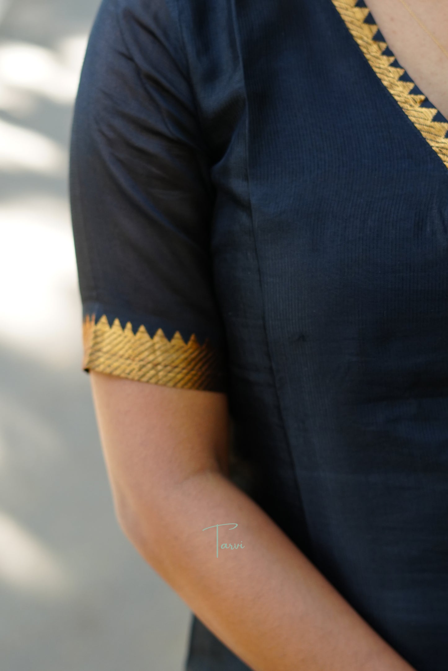 Mangalagiri Premium Silk Kurti with Kalamkari Dupatta.