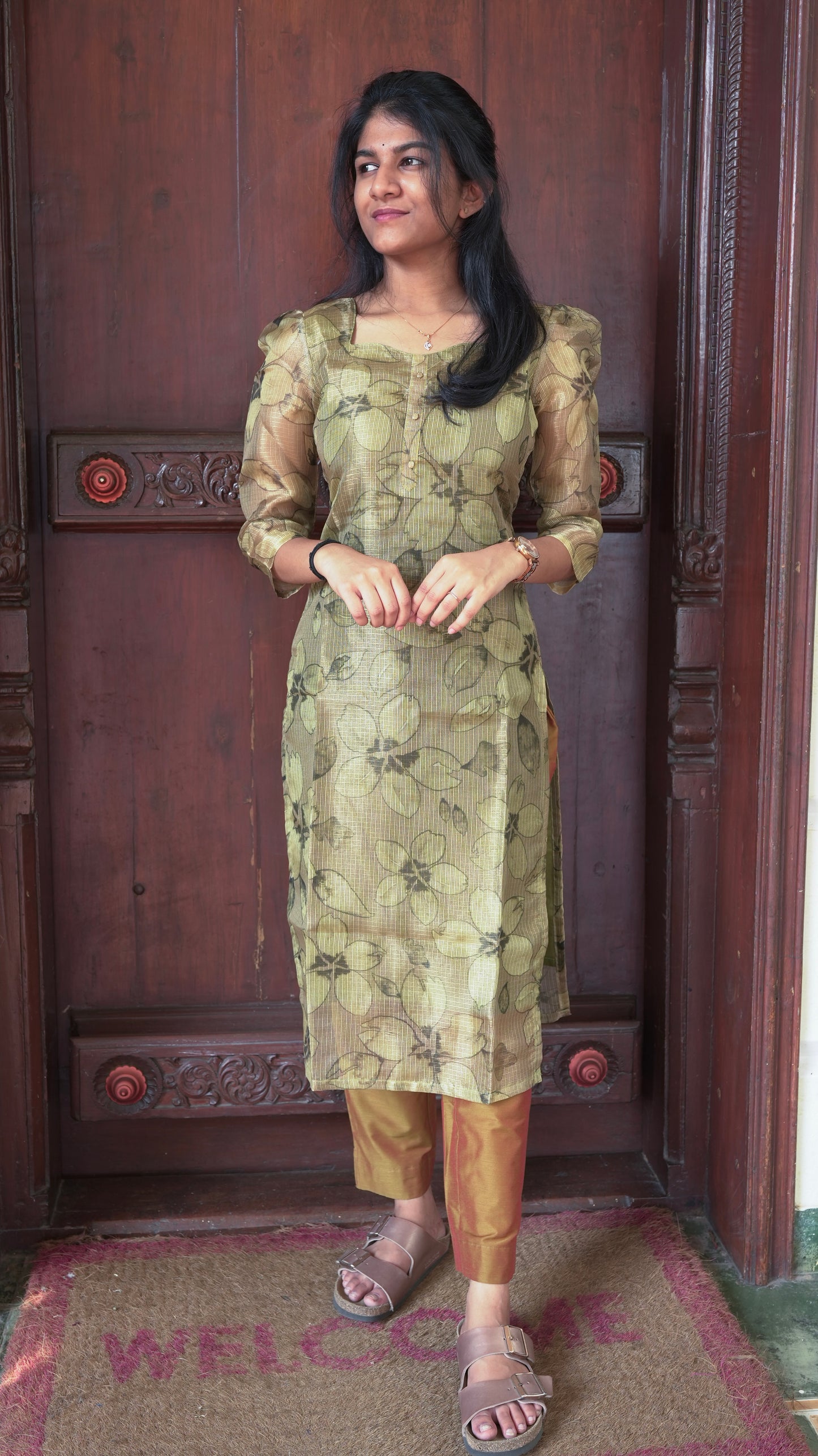 Green Tissue Silk 3 pc Kurti Set with Floral Crushed Dupatta, Pant with Pocket