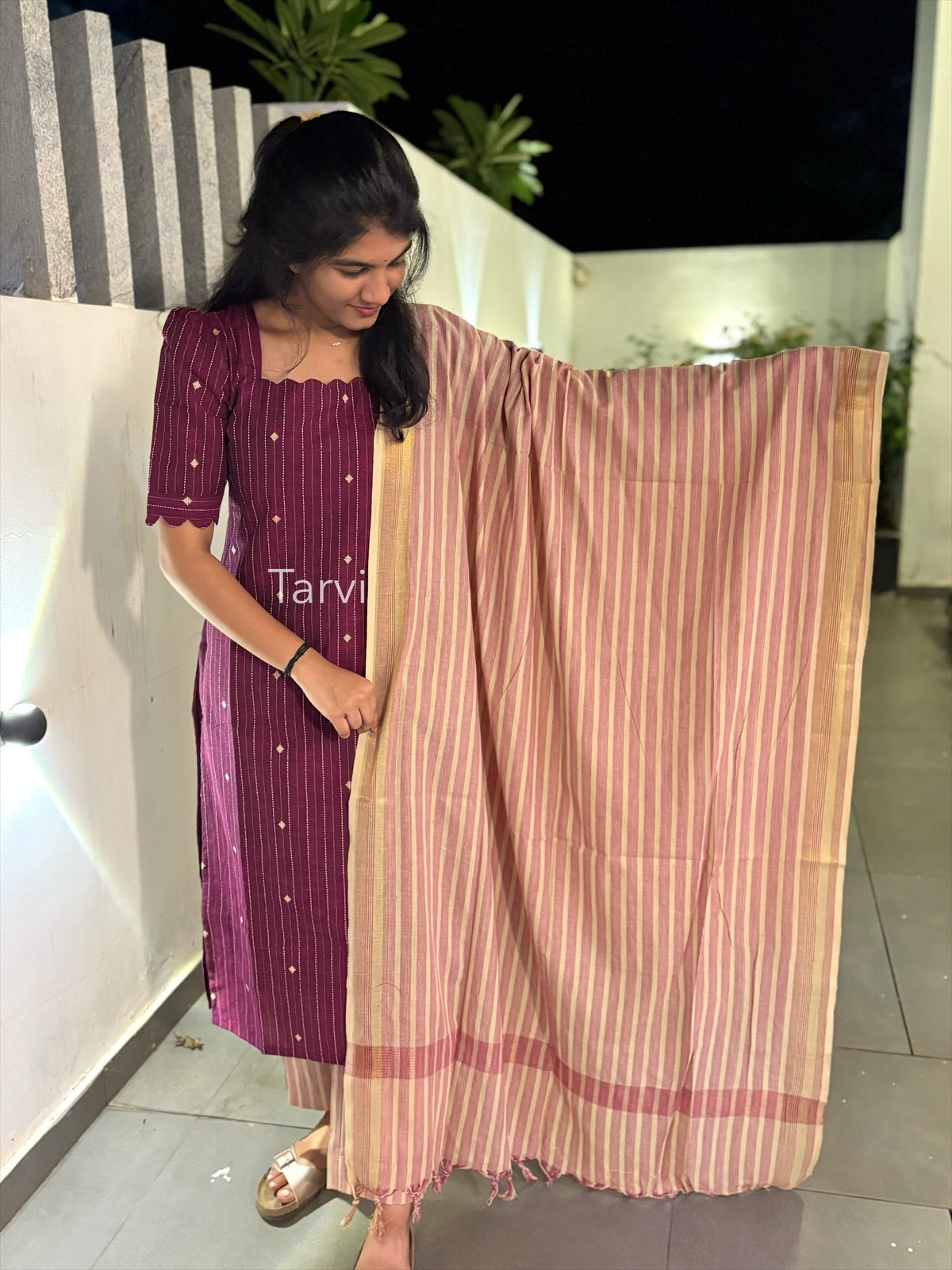 Beetroot Colour Handloom Cotton Kurti set with dupatta, pants with pockets, and soft cotton lining.