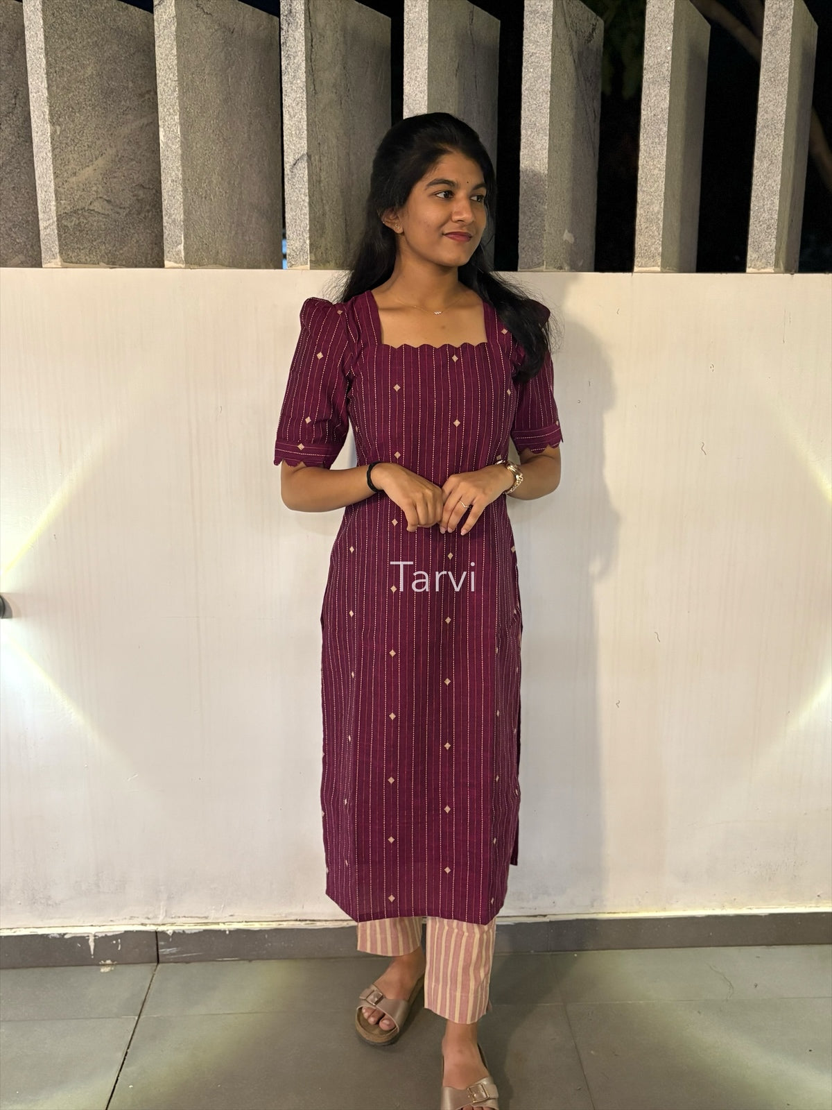 Beetroot Colour Handloom Cotton Kurti set with dupatta, pants with pockets, and soft cotton lining.