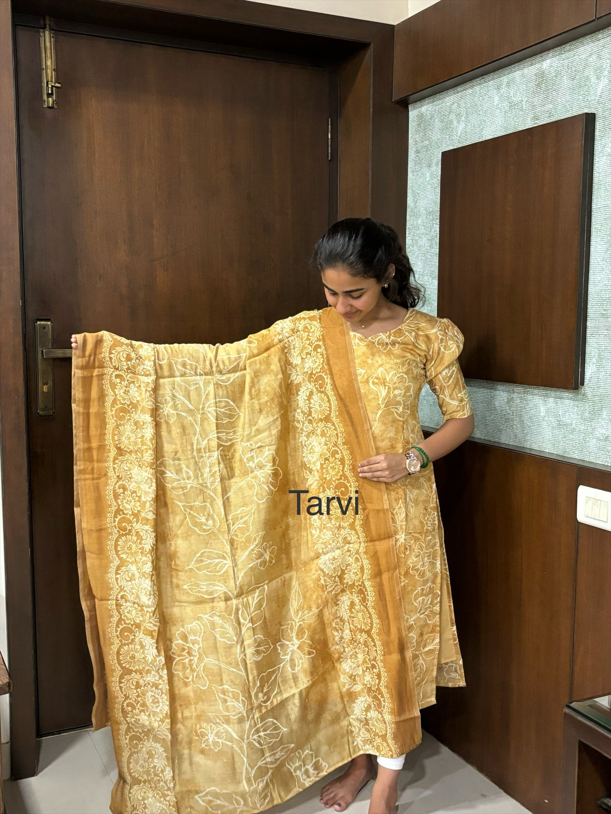Muslin Kurti with Cotton Lining & Dupatta